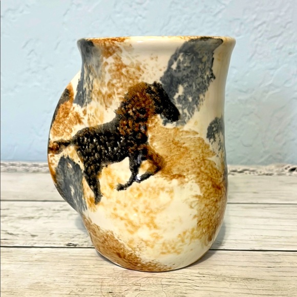 Neher Clay in Motion Right Handwarmer Mug Galloping Horse Splatter 1999 Signed - Picture 1 of 8